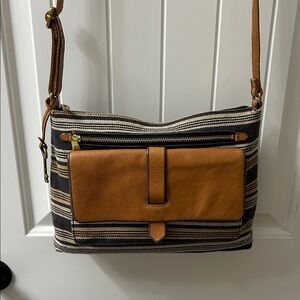 Fossil Women’s Kinley Crossbody Handbag